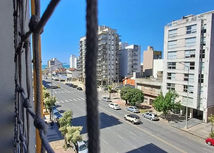 Monoambiente Con Balcon Y Vistas A 150 Mts Del Mar Maximo 3 Personas